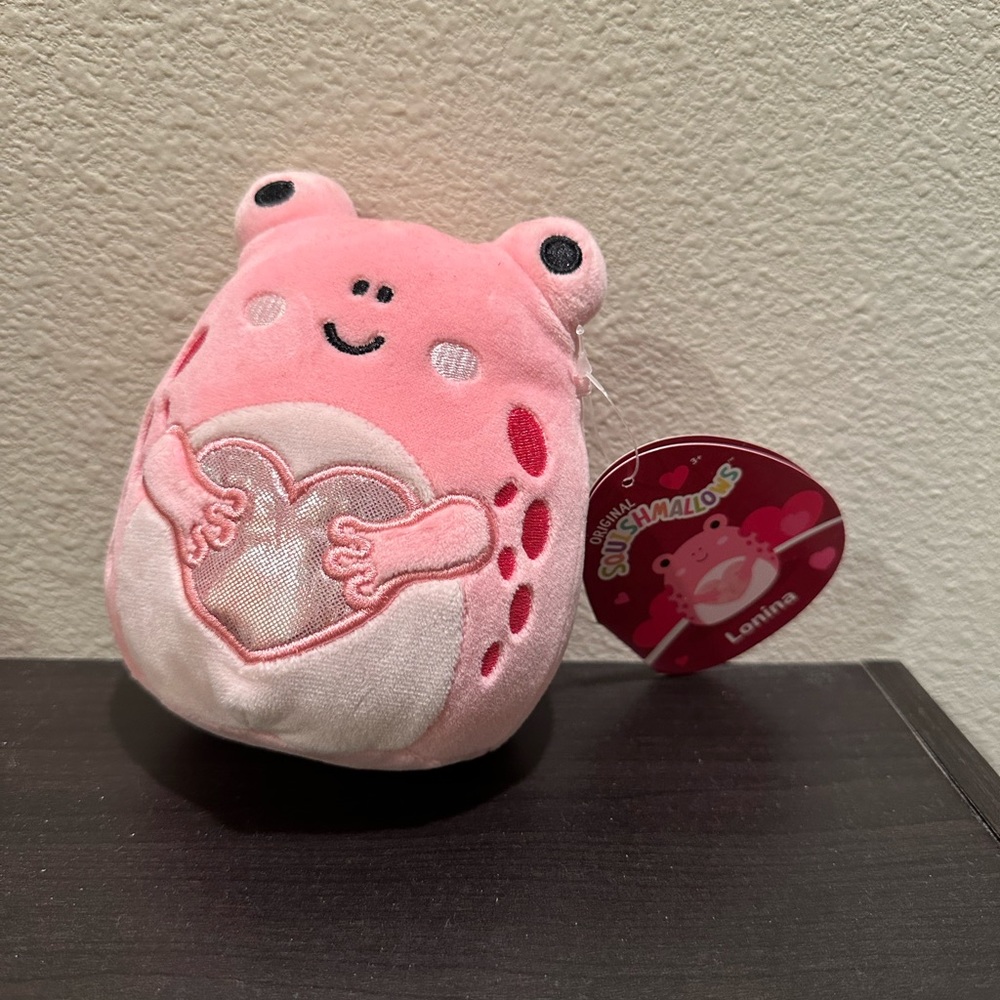 Lonina Squishmallow